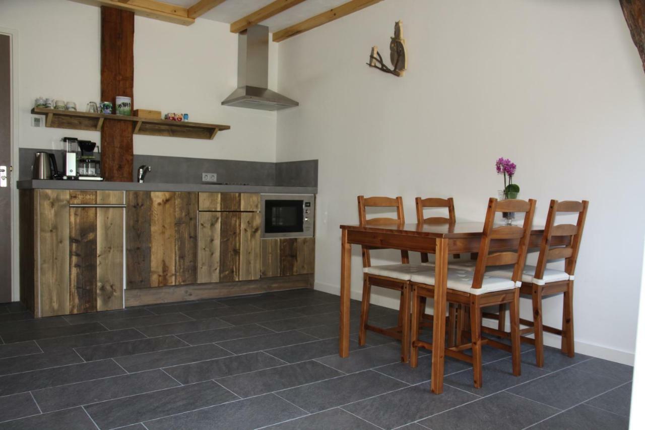 Vierpersoonskamer met Eigen Badkamer